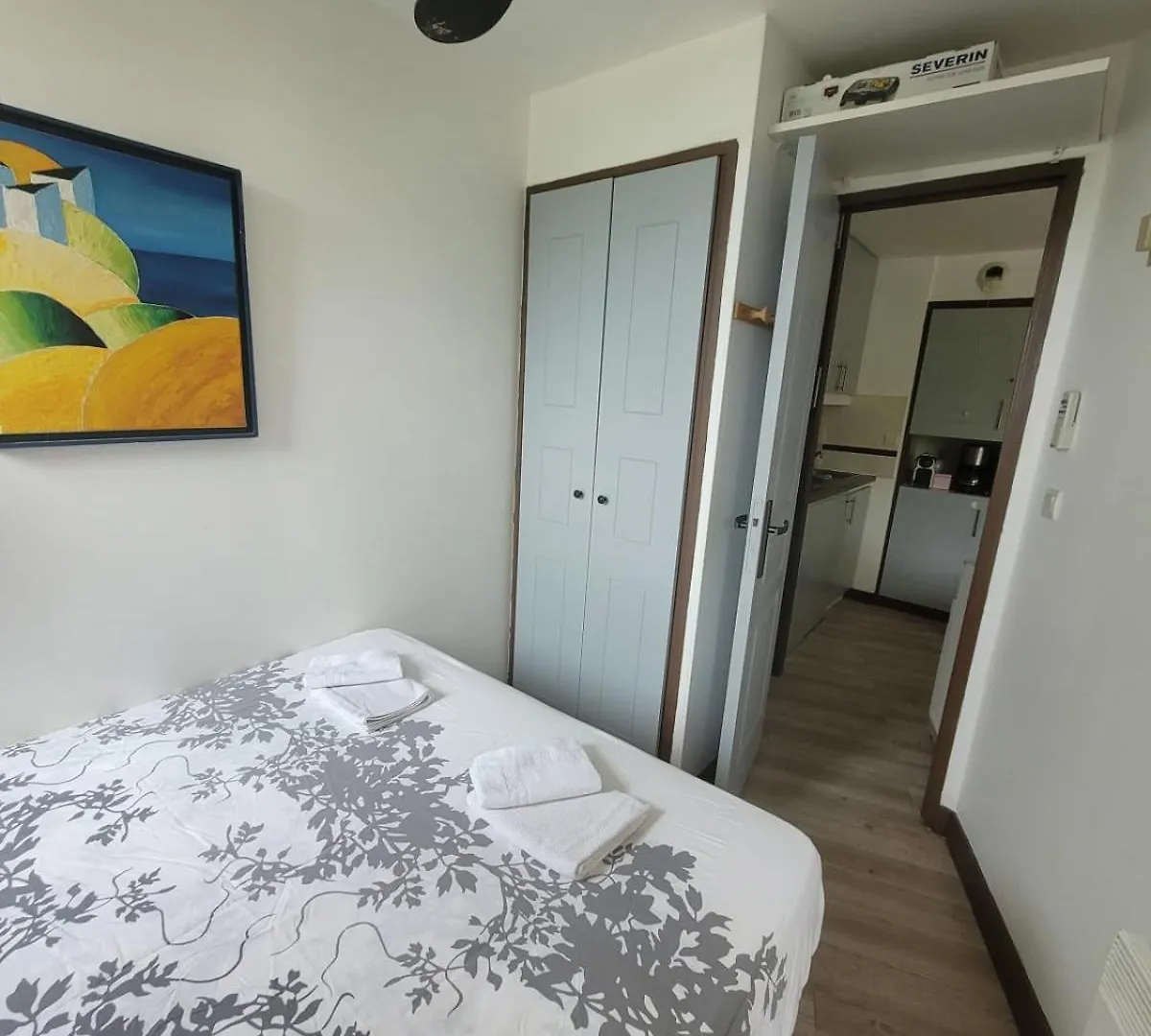 Cap Esterel En Famille - 2Pieces Vue Mer Jardin Piscine Clim Parking Inclus Saint-Raphael  0*, Saint-Raphael (Var)